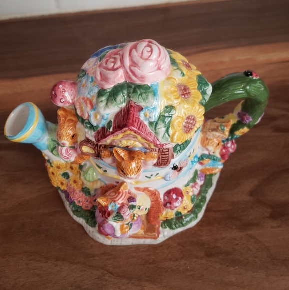 3D Mercuries Bunny Rabbit DECORATIVE Collector Tea Pot Ceramic 1999 - Picture 2 of 8